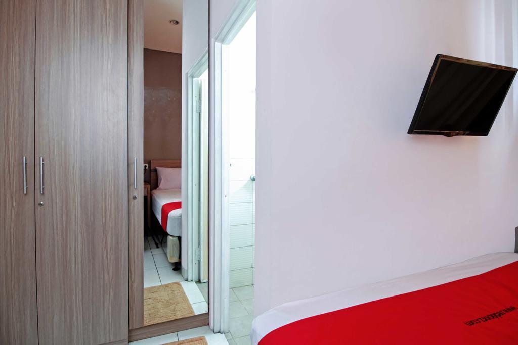 Reddoorz @ Karet Pedurenan 2 Jakarta Bagian luar foto