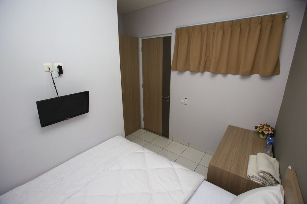 Reddoorz @ Karet Pedurenan 2 Jakarta Bagian luar foto