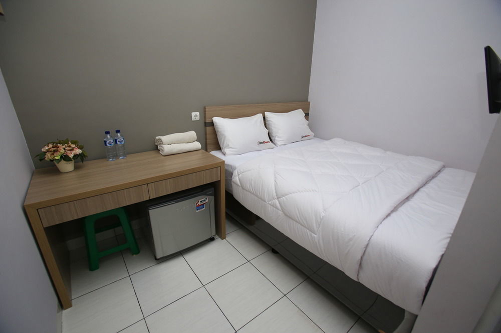 Reddoorz @ Karet Pedurenan 2 Jakarta Bagian luar foto